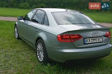 Седан Audi A4 2010 в 