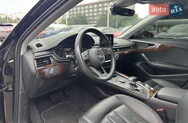 Седан Audi A4 2018 в 