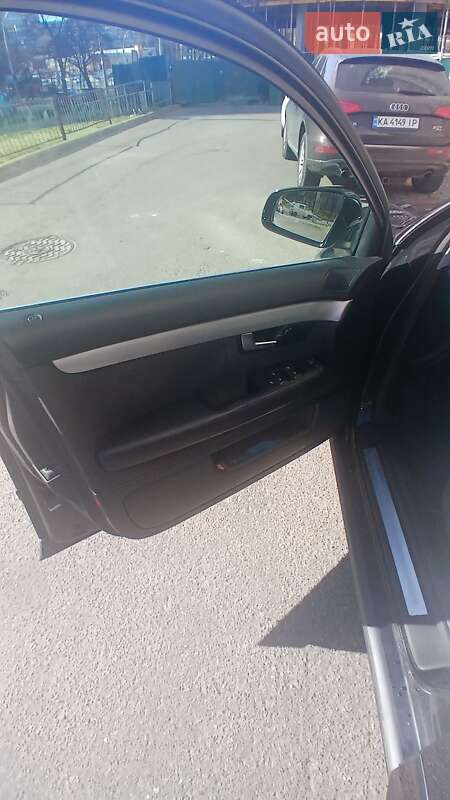 Универсал Audi A4 2006 в Киеве