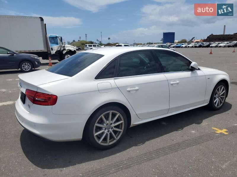 Седан Audi A4 2014 в Львове