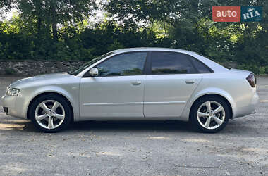 Седан Audi A4 2004 в 