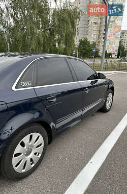 Седан Audi A4 2005 в 