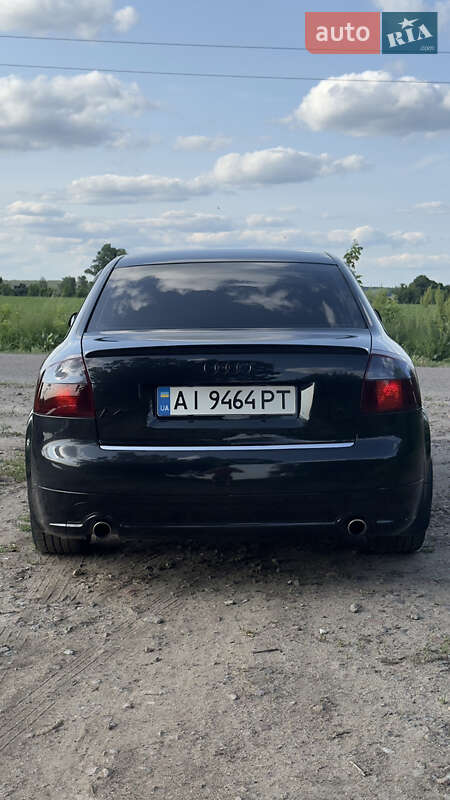 Седан Audi A4 2004 в Василькове