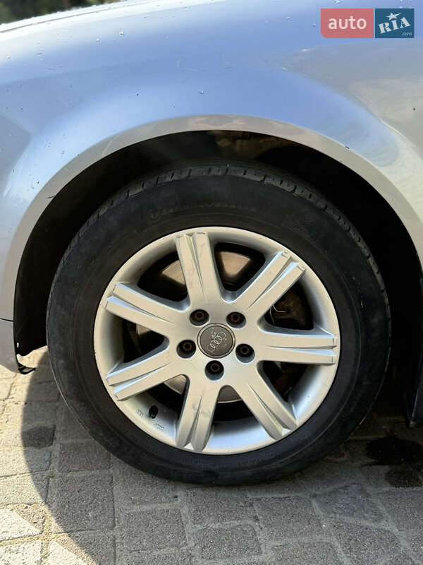 Универсал Audi A4 2003 в Яворове