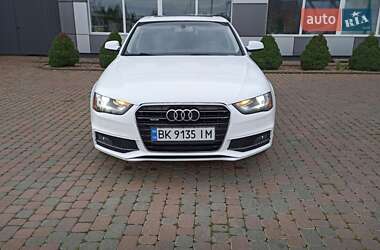 Седан Audi A4 2014 в 