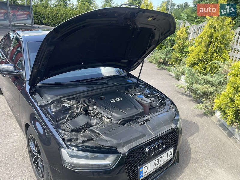 Седан Audi A4 2013 в Шептицькому