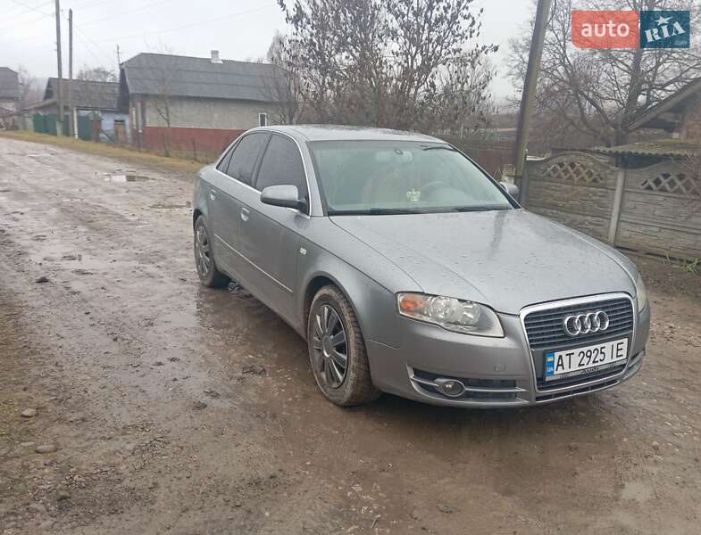 Седан Audi A4 2004 в Городенці
