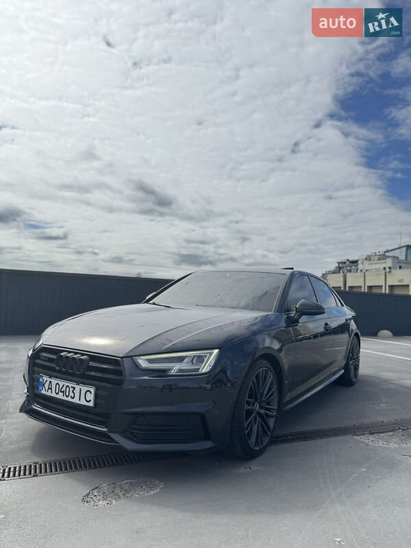Седан Audi A4 2017 в Киеве