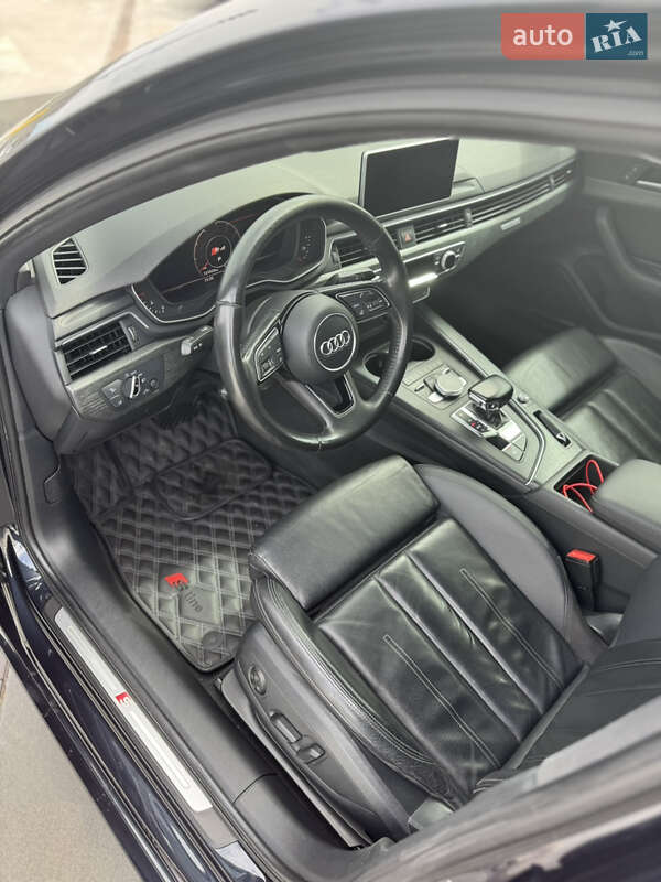 Седан Audi A4 2017 в Киеве