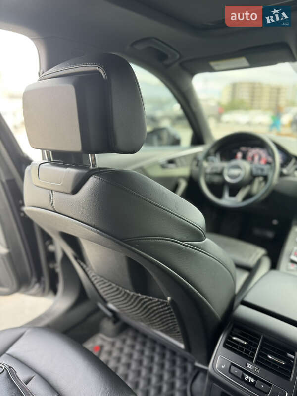 Седан Audi A4 2017 в Киеве
