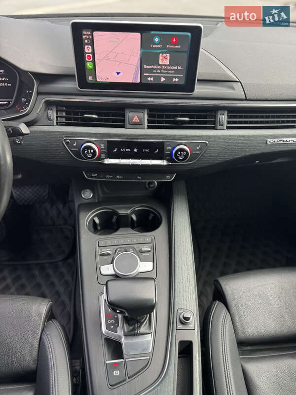 Седан Audi A4 2017 в Киеве
