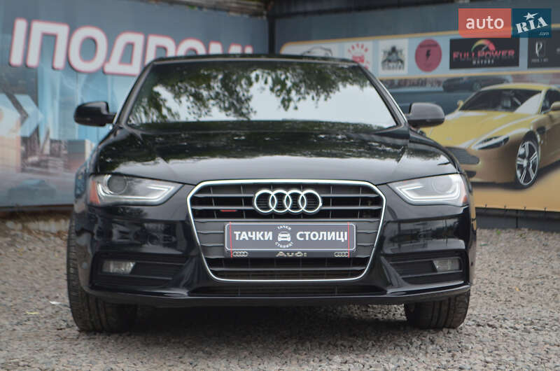 Седан Audi A4 2012 в Киеве