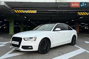 Седан Audi A4 2012 в 