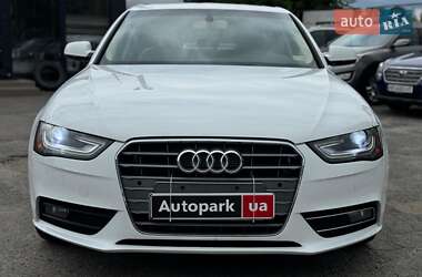 Седан Audi A4 2012 в 