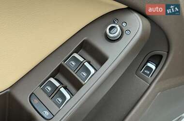 Седан Audi A4 2012 в 