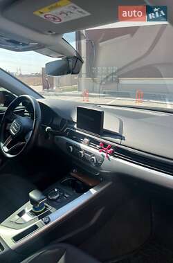 Универсал Audi A4 2018 в 