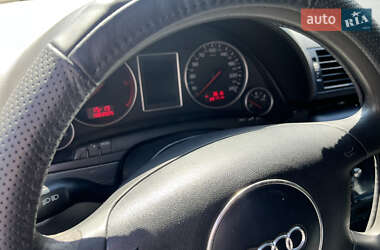 Седан Audi A4 2003 в 