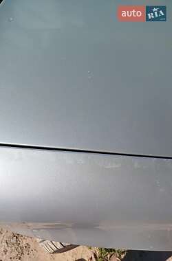Седан Audi A4 2001 в 