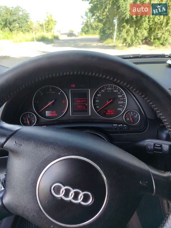Седан Audi A4 2001 в Виннице