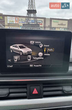 Седан Audi A4 2018 в 