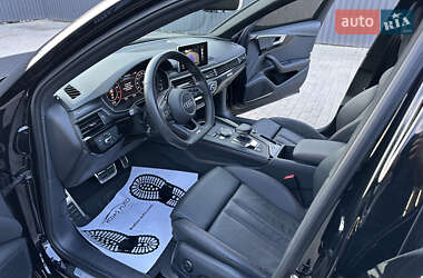 Седан Audi A4 2017 в 