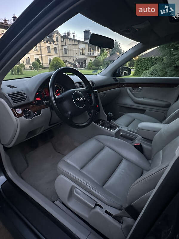 Универсал Audi A4 2003 в Сарнах