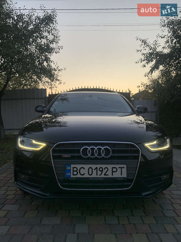 Audi A4 2012