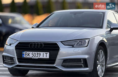 Audi A4 2017