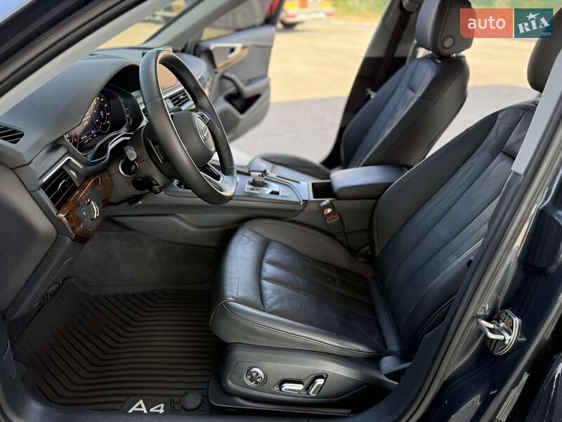 Седан Audi A4 2019 в Днепре