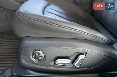 Седан Audi A4 2019 в 