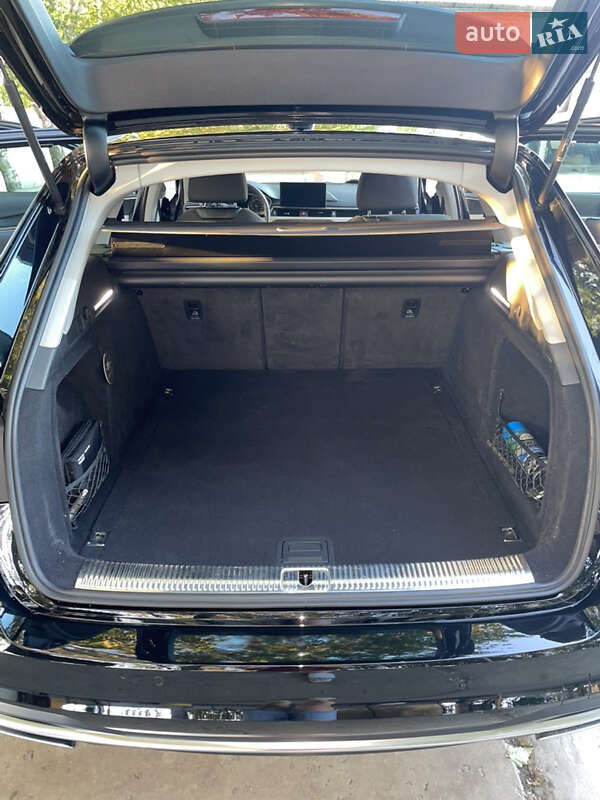 Универсал Audi A4 2022 в Павлограде