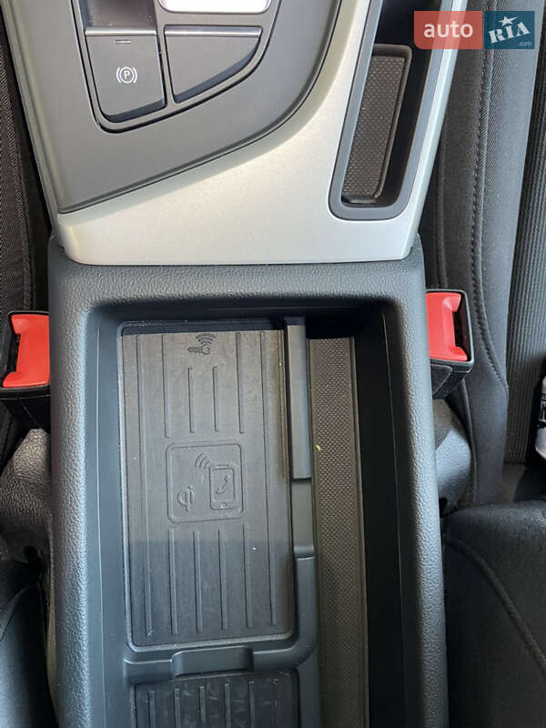 Универсал Audi A4 2022 в Павлограде