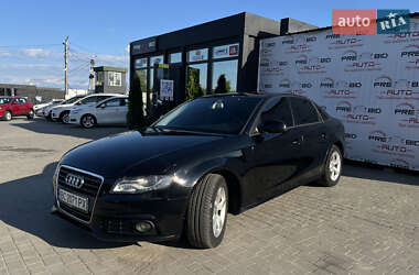 Седан Audi A4 2012 в 