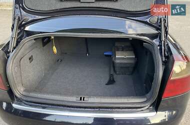 Седан Audi A4 2002 в 