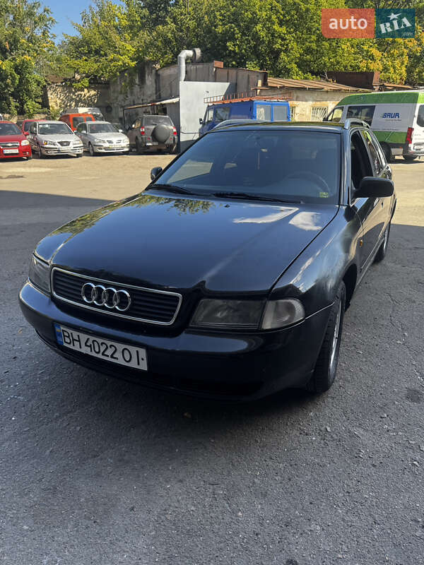 Audi A4 1998