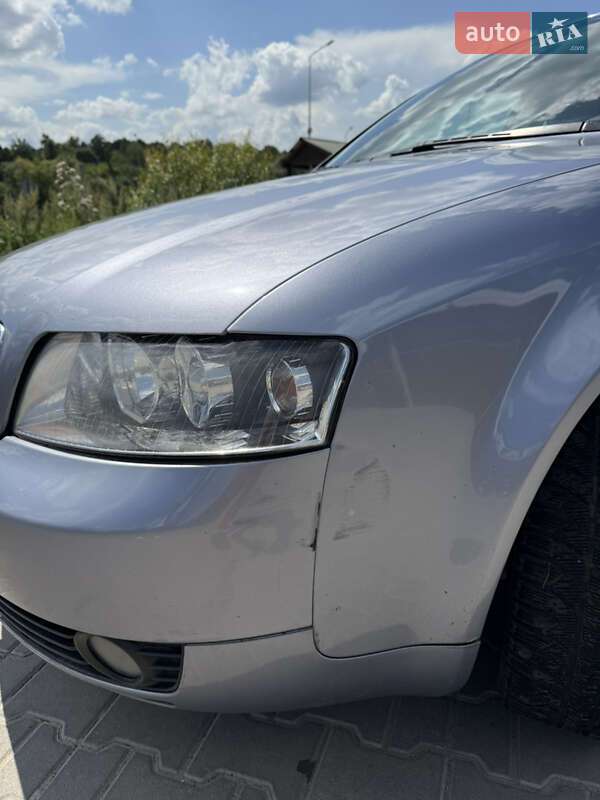 Седан Audi A4 2004 в Львове