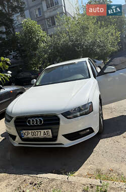 Седан Audi A4 2014 в Запоріжжі
