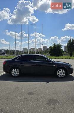 Седан Audi A4 2003 в 