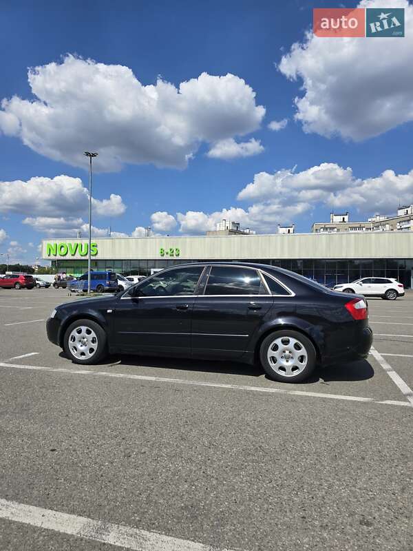 Седан Audi A4 2003 в Киеве