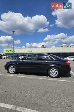 Седан Audi A4 2003 в 