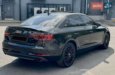 Седан Audi A4 2017 в 