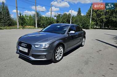 Седан Audi A4 2015 в 