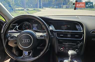 Седан Audi A4 2015 в 