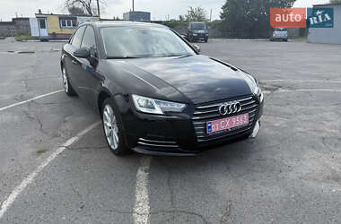 Седан Audi A4 2016 в 