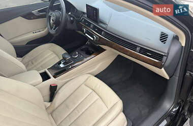Седан Audi A4 2016 в 
