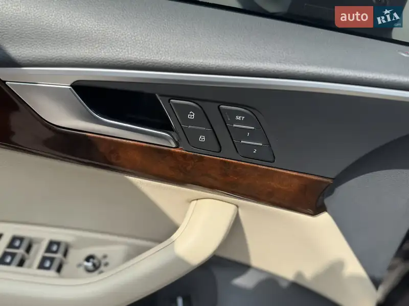 Audi A4 2016 VIN WAUGMAF40HN042599 фото оголошення 32 з 84