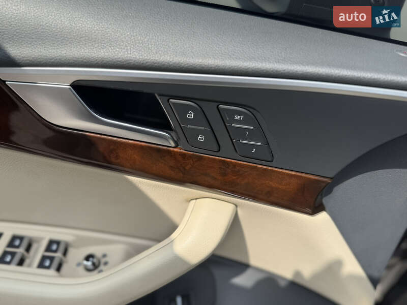 Седан Audi A4 2016 в Горішніх Плавнях