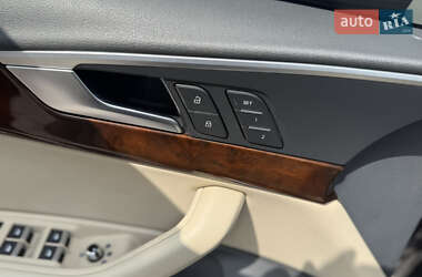 Седан Audi A4 2016 в 