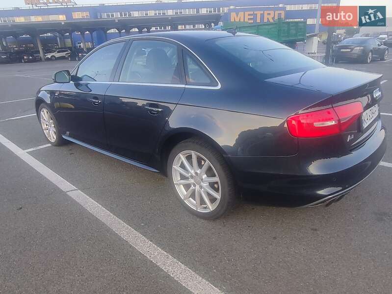 Седан Audi A4 2014 в Киеве