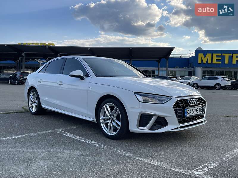 Седан Audi A4 2019 в Киеве